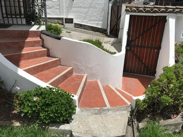 Casa de 439 m² con 5 Dorm. en Venta en El Batán — imagen 2