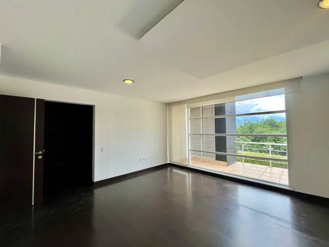 Casa Amplia de Venta San Patricio Lumbisi — imagen 3