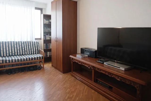 Venta Casa Una Planta con Amplio Jardin en Nayon — imagen 4
