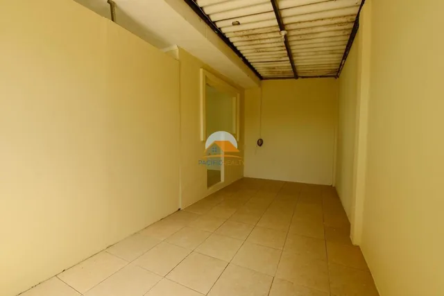 Casa Esquinera en Mucho Lote 2 con Amplio Terreno, Guayas — imagen 4