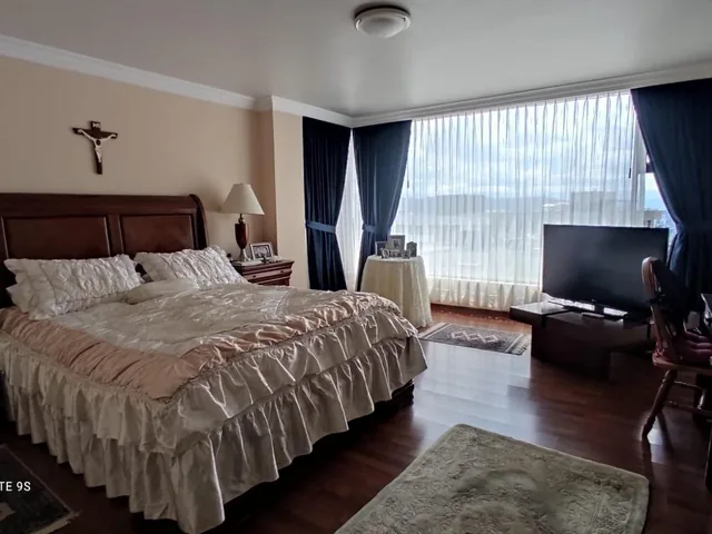 En Venta Departamento de Oportunidad - Quito Tenis — imagen 2