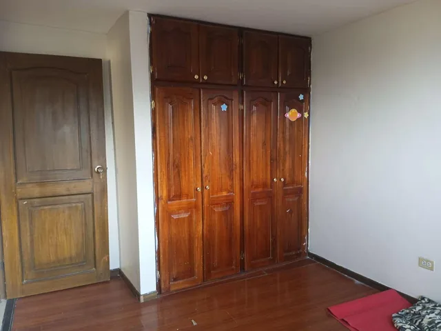 Casa con Excelente Vista y Espacios Versátiles — imagen 2