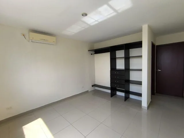 Casa Moderna en Ciudad Celeste Etapa La Marina, Guayas — imagen 5