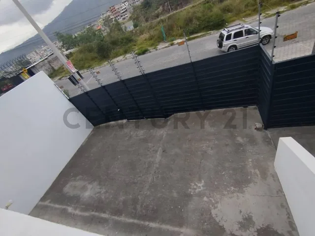 Casa en Venta Cada Dormitorio con Baño y 3 Garajes — imagen 5