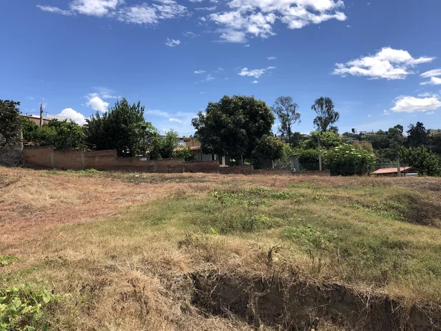Terreno de Venta Dentro de La Urbanización Cumbres del Valle en Cumbayá — imagen 4