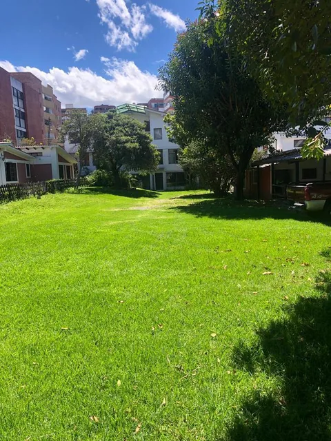 Quito Tennis Se Vende Terreno Plano Ideal Para Constructores — imagen 4