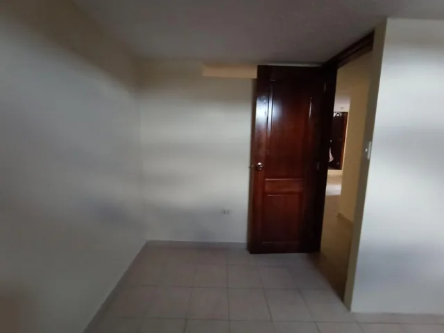 Vendo Casa Rentera de 939 m de Construcción en El Centro Sur de Quito — imagen 4