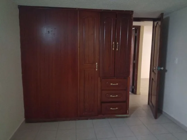 Vendo Casa Rentera de 939 m de Construcción en El Centro Sur de Quito — imagen 2