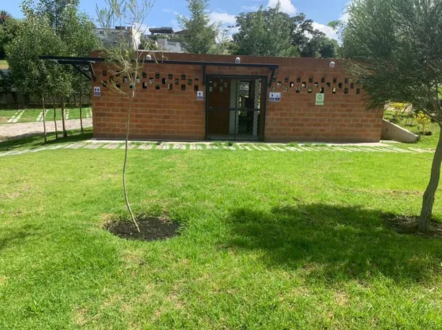 Vendo Terreno de 8300 m² en Sector La Morita en Tumbaco y Construcción — imagen 2