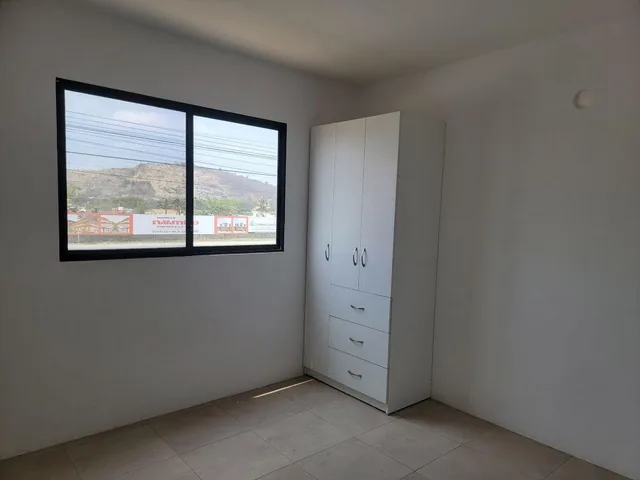 Venta Casa Esquinera Estreno Urb. Los Prados, Etapa 1 - Via a Salitre, Samborondon, Guayas — imagen 3