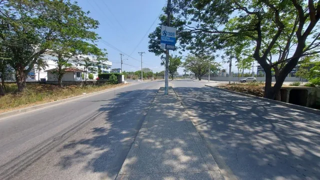 Venta de Terreno Industrial Zi - 2 en Vía a La Costa, Guayas — imagen 4