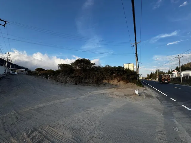 Vendo Terreno Industrial Sector Calacali 2 Hectáreas Sobre La Vía, Remate — imagen 3