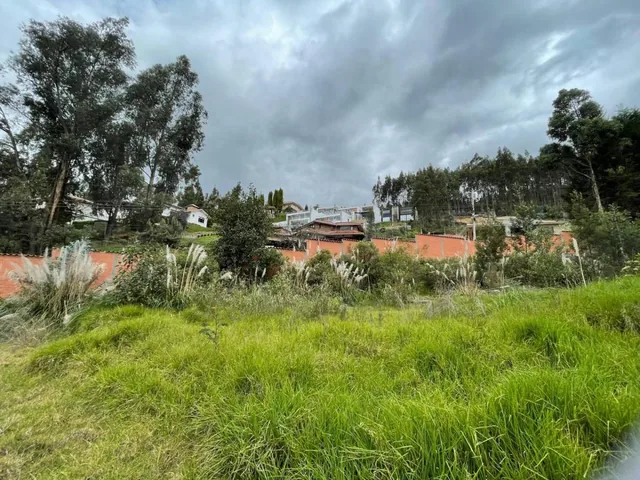 Terreno en Venta Exclusivo Sector: San Joaquin, Azuay — imagen 2