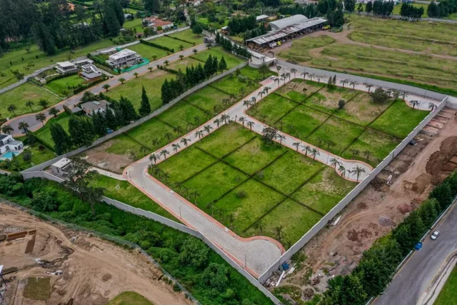 Terreno de Venta en Puembo, Junto a Los Nuevos Colegios de La Zona, Seguridad, Exclusividad — imagen 2