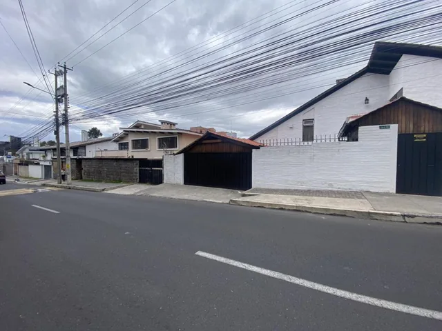 Terreno de Venta en El Quito Tenis, Calle Azcunaga y Brasil. Constructores¡ — imagen 3