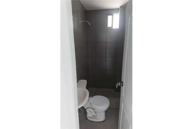 Casa en Venta - Manta, Manabí — imagen 5