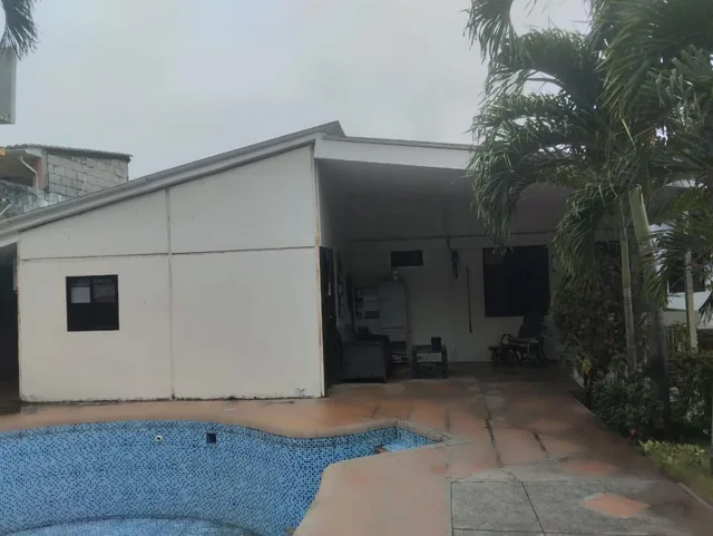 Venta de Terreno con Piscina y Construcción – Urbanización Santa Cecilia (Wy), Guayas — imagen 5