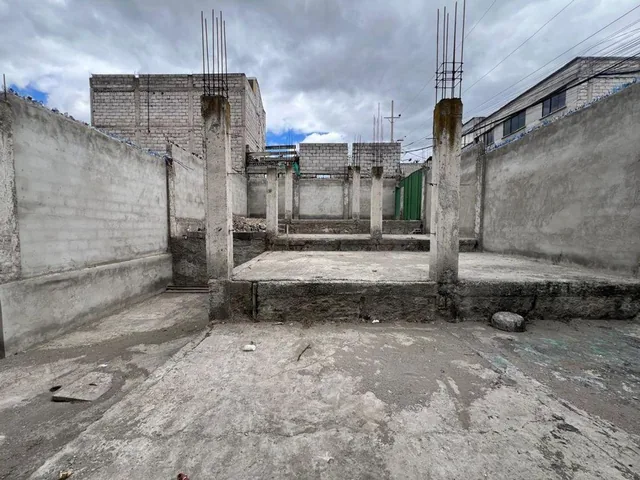 Terreno con Construcción en Venta en Carcelén Bajo — imagen 4