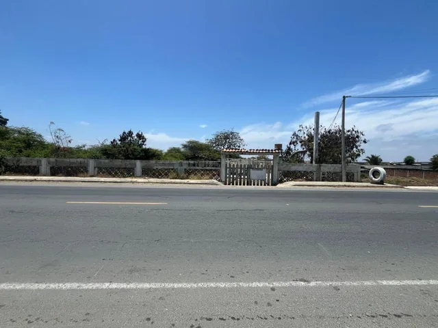 Vendo Terreno de Oportunidad en Playas Km 3.5 Via Data, Guayas — imagen 4