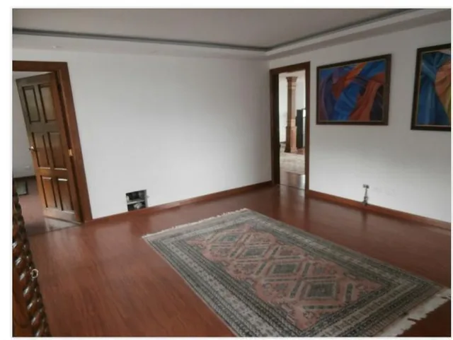 Quito Sector El Bosque Pent House de Venta Remodelado Negociable — imagen 2