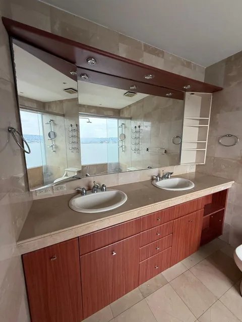 Vendo Departamento en Zona Ceibos, Guayas — imagen 4