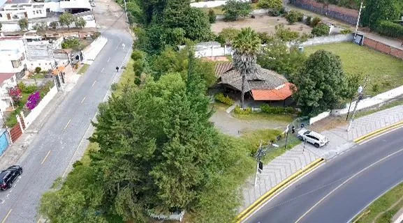 Se Vende o Renta Local Comercial en Puembo — imagen 2
