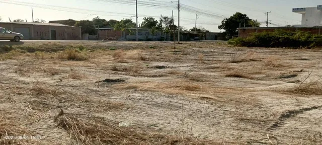 Terreno Comercial de Venta en El Norte de Jaramijó, Manabí — imagen 5