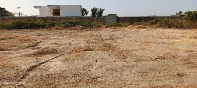 Terreno Comercial de Venta en El Norte de Jaramijó, Manabí — imagen 4