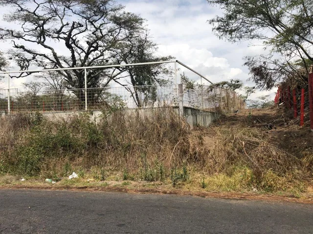 Terreno de Venta Urb Montearomo 1007 m² — imagen 2