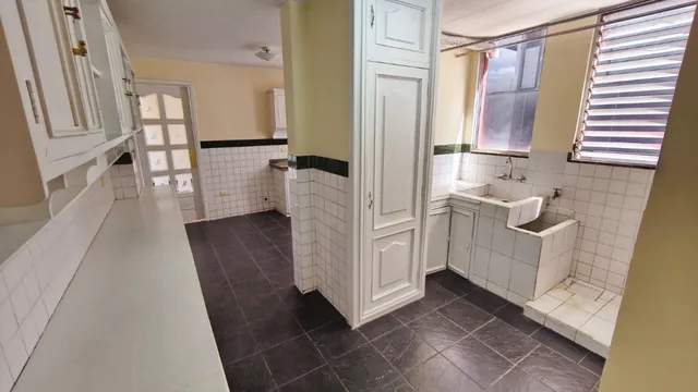 Venta Departamento Duplex - Sector La Carolina - Ubicación Privilegiada — imagen 2