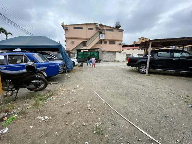 Se Vende Terreno en Esquinero en Cdla. Guayaquil, Guayas — imagen 4