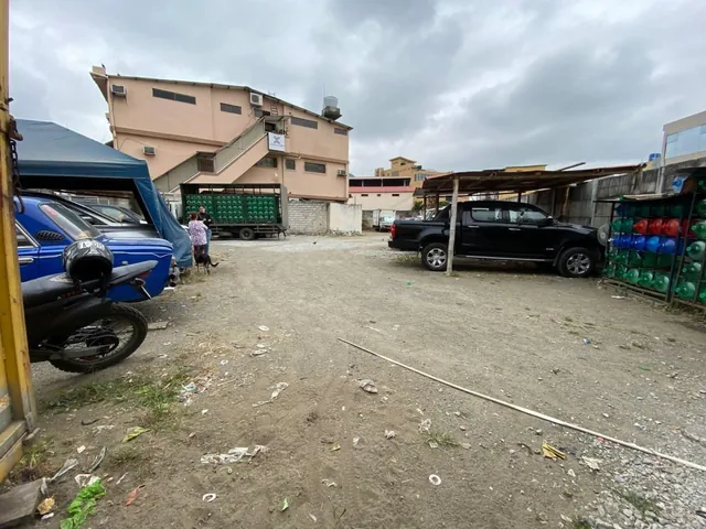 Se Vende Terreno en Esquinero en Cdla. Guayaquil, Guayas — imagen 3