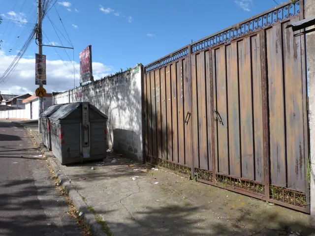 Terreno de Venta Sector Univer. Central, Piscina Miraflores Inclinacion — imagen 4