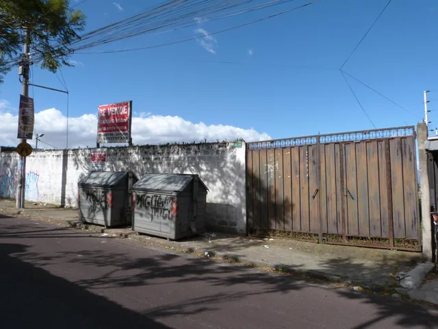Terreno de Venta Sector Univer. Central, Piscina Miraflores Inclinacion — imagen 3