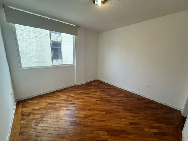 En Venta Departamento Duplex de 3 Dorm. en Monteserrin — imagen 5
