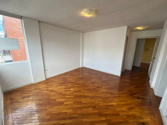 En Venta Departamento Duplex de 3 Dorm. en Monteserrin — imagen 2