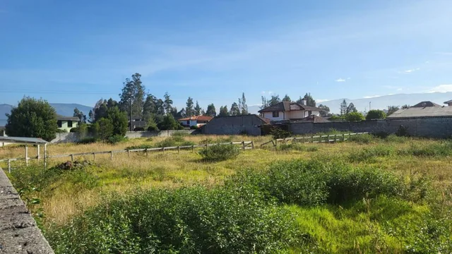 Venta Lote de 2577 m Dentro de Urbanización Sector Bodegas del Supermaxi — imagen 2