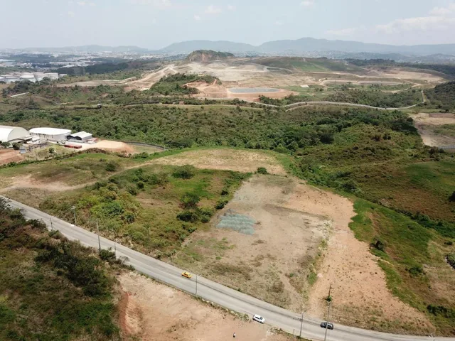 Terreno en Venta 6495 m² con 60 m Al Pie de La Av Gustavo Noboa (Villa Bonita), Guayas — imagen 2
