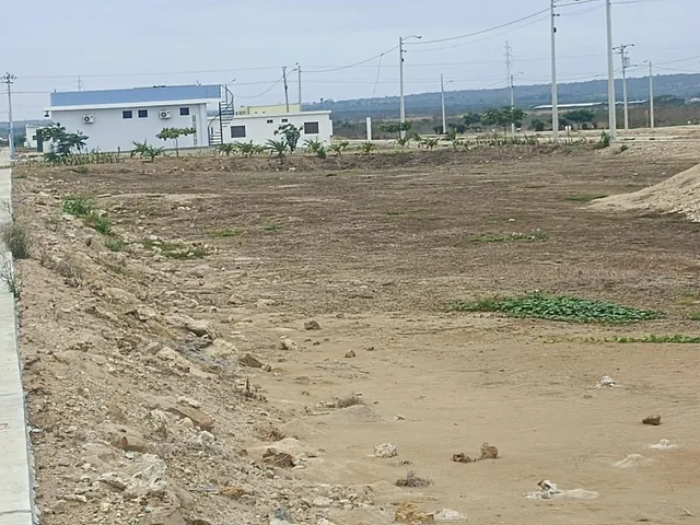 Vendo 2 Terrenos Km 3,5 Via Guayaquil - Santa Elena - L. Arias — imagen 2