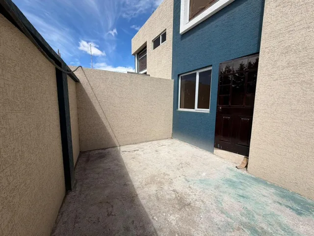 Casa en Venta Vip, en El Sur de Ambato (Sector Huachi La Joya), Tungurahua — imagen 3