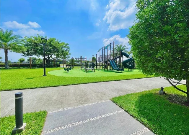 Punta Barranca - Terreno Esquinero en Venta - Buen Precio!, Guayas — imagen 2