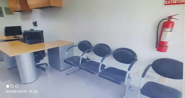 Venta Oficina Comercial en Romería Plaza Varios Ambientes, un Baño, Aire, Muebles, Precio Reajustado, Guayas — imagen 3