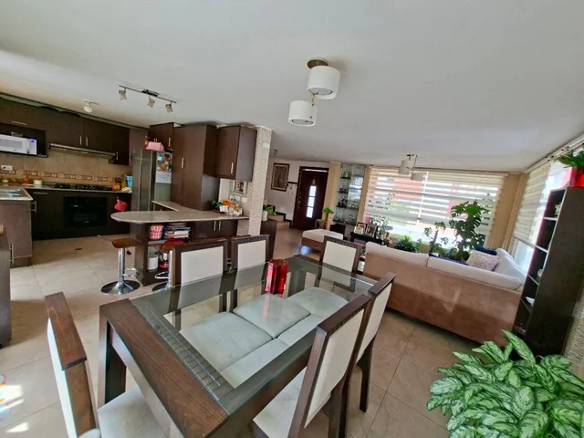 Lumbisí Oportuidad Casa en Venta en Conjunto Guardias 24/7 Sector San Patricio — imagen 4