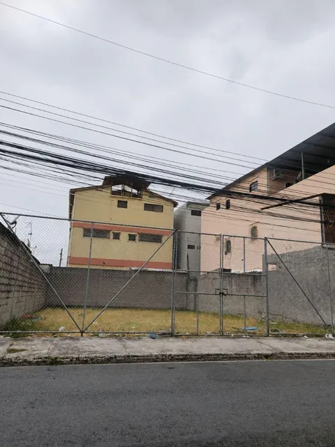 Se Alquila Terreno de 252 m² a 3 Cuadras de Interlab Matriz, Guayas — imagen 5