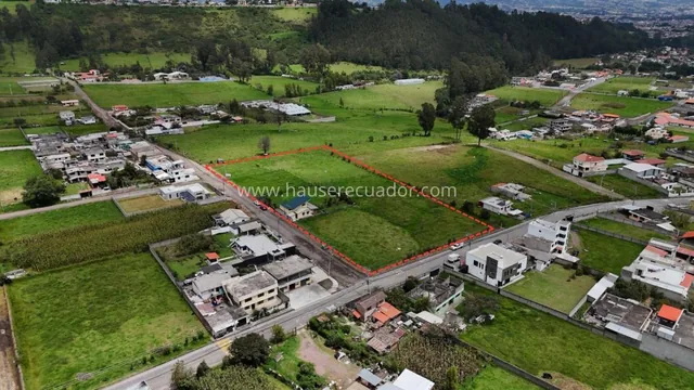 En Renta 10.000 Y/o 5.000 m² de Terreno con Cabaña | Vía Cascadas Condor Machay - Valle de Los Chillos — imagen 5