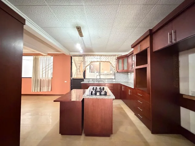 Casa en Venta en Cuenca, Sector Gapal, Azuay — imagen 4