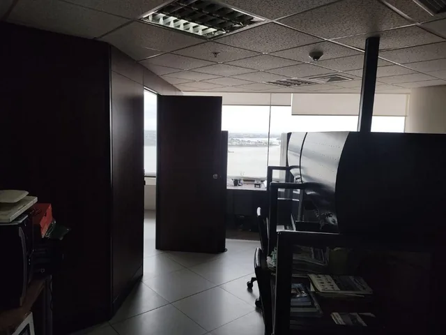 Oficina Comercial de 50 m² en Venta en Puerto Santa Ana, Guayas — imagen 5