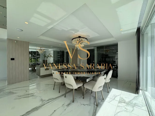 Vendo Casa Exclusiva en Iñaquito Alto, Ubicada Dentro de Urbanización Privada en Quito – Ecuador — imagen 4