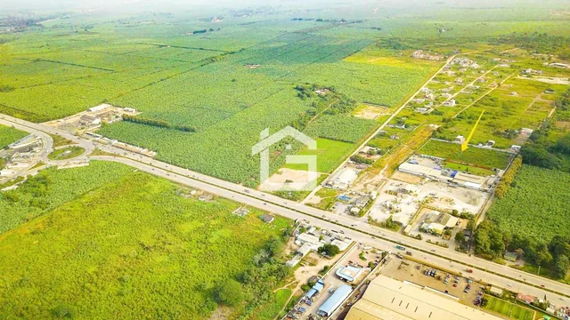 Terreno en Venta en La Entrada de Machala Para Desarrollo Inmobiliario, El Oro — imagen 4