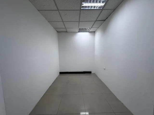 En Venta Oficina 170 m² Av La Coruña — imagen 2